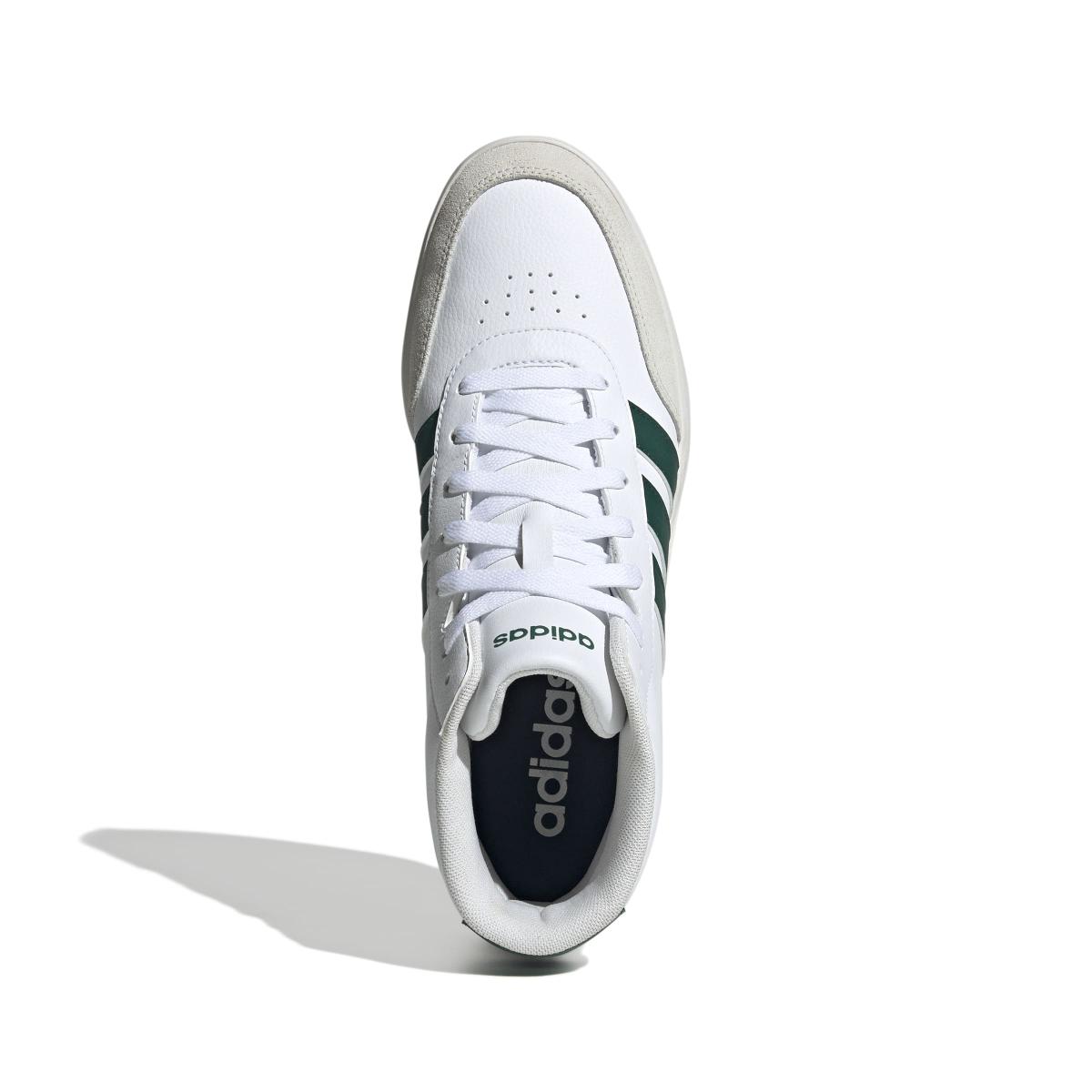 product/a/d/adidas_jq8626_3_footwear_photography_top_portrait_view_white-nw091625.jpg