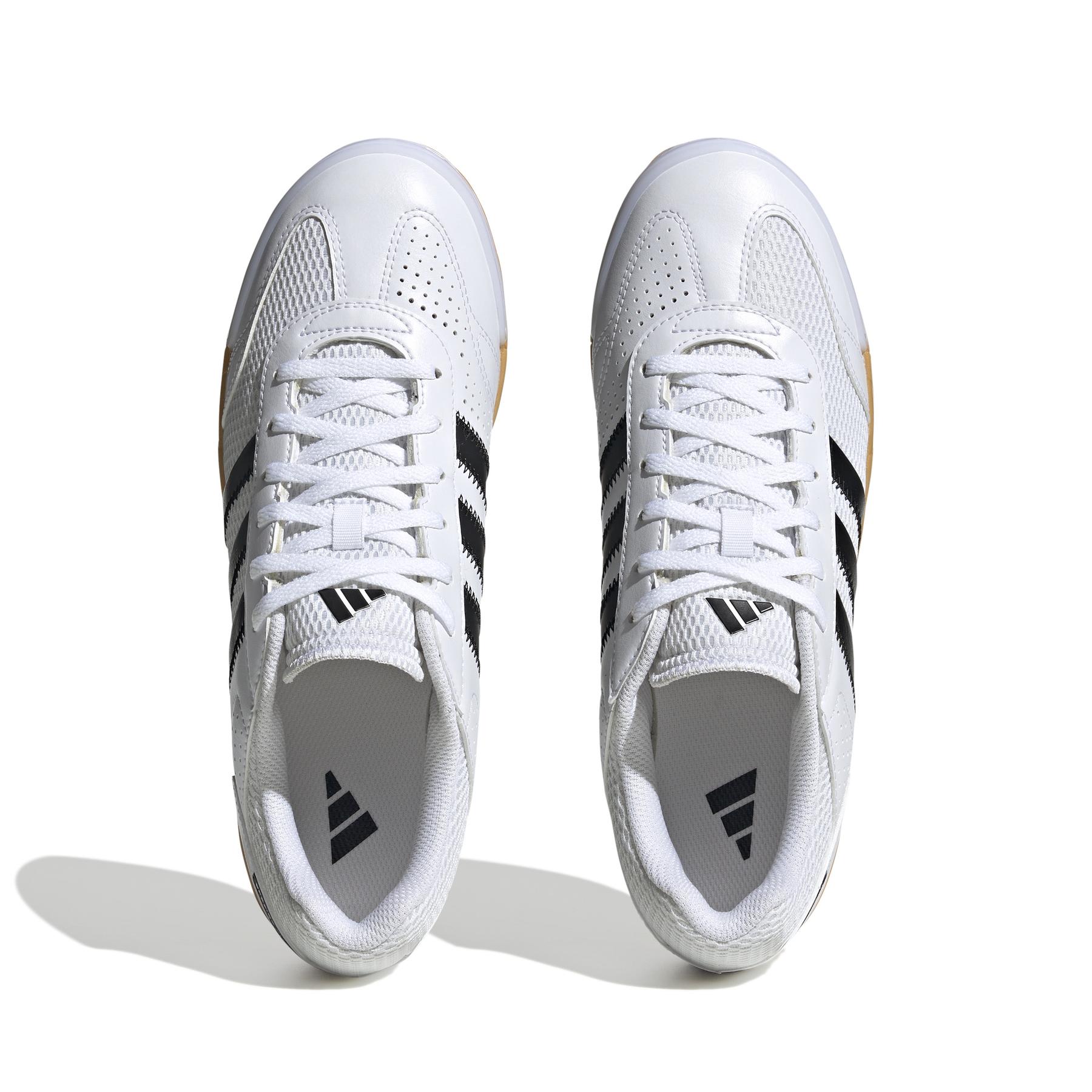 product/a/d/adidas_hq3518_3_footwear_photography_top_portrait_view_white-nw091625.jpg
