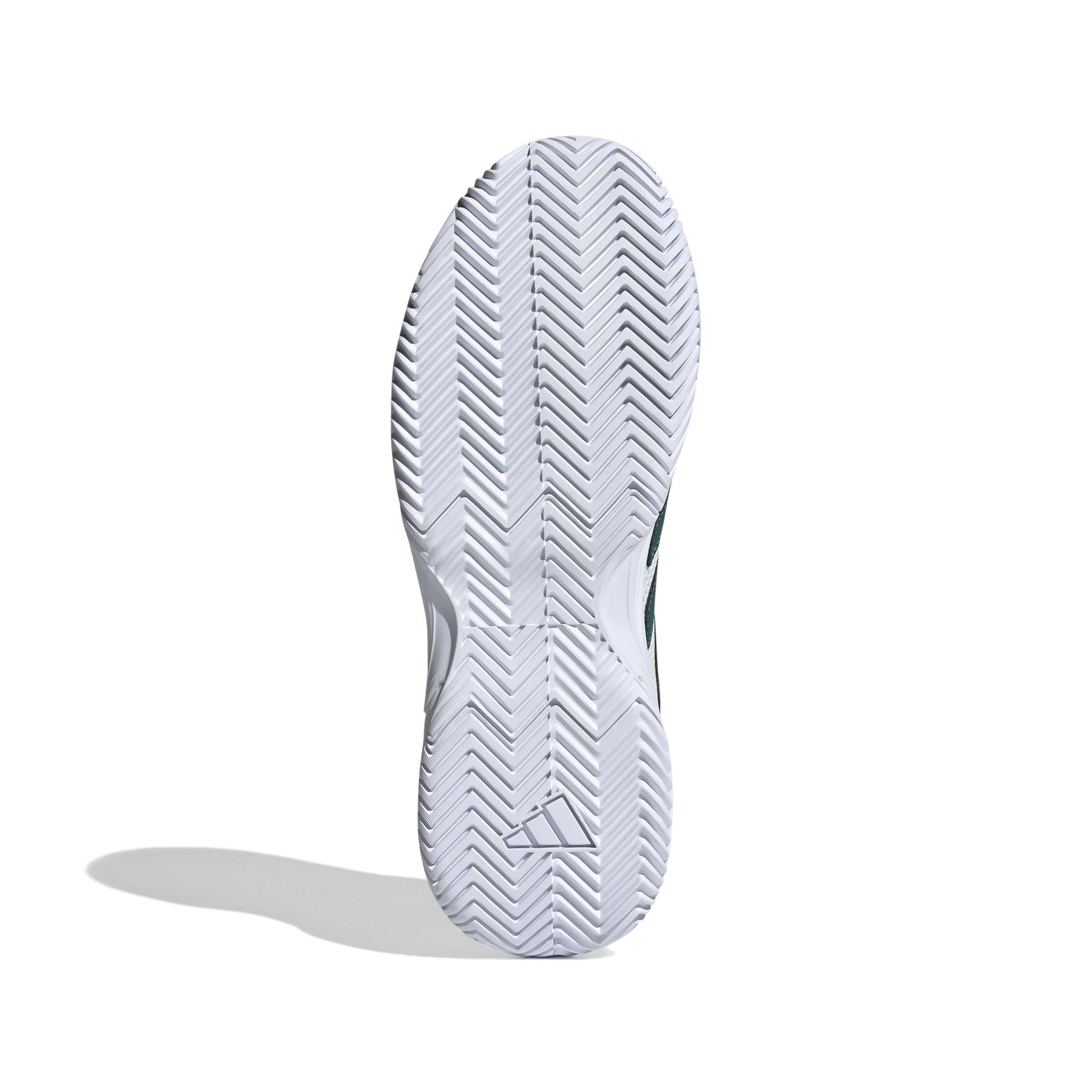 product/a/d/adidas_id2472_4_footwear_photography_bottom_view_whiterep2.jpg
