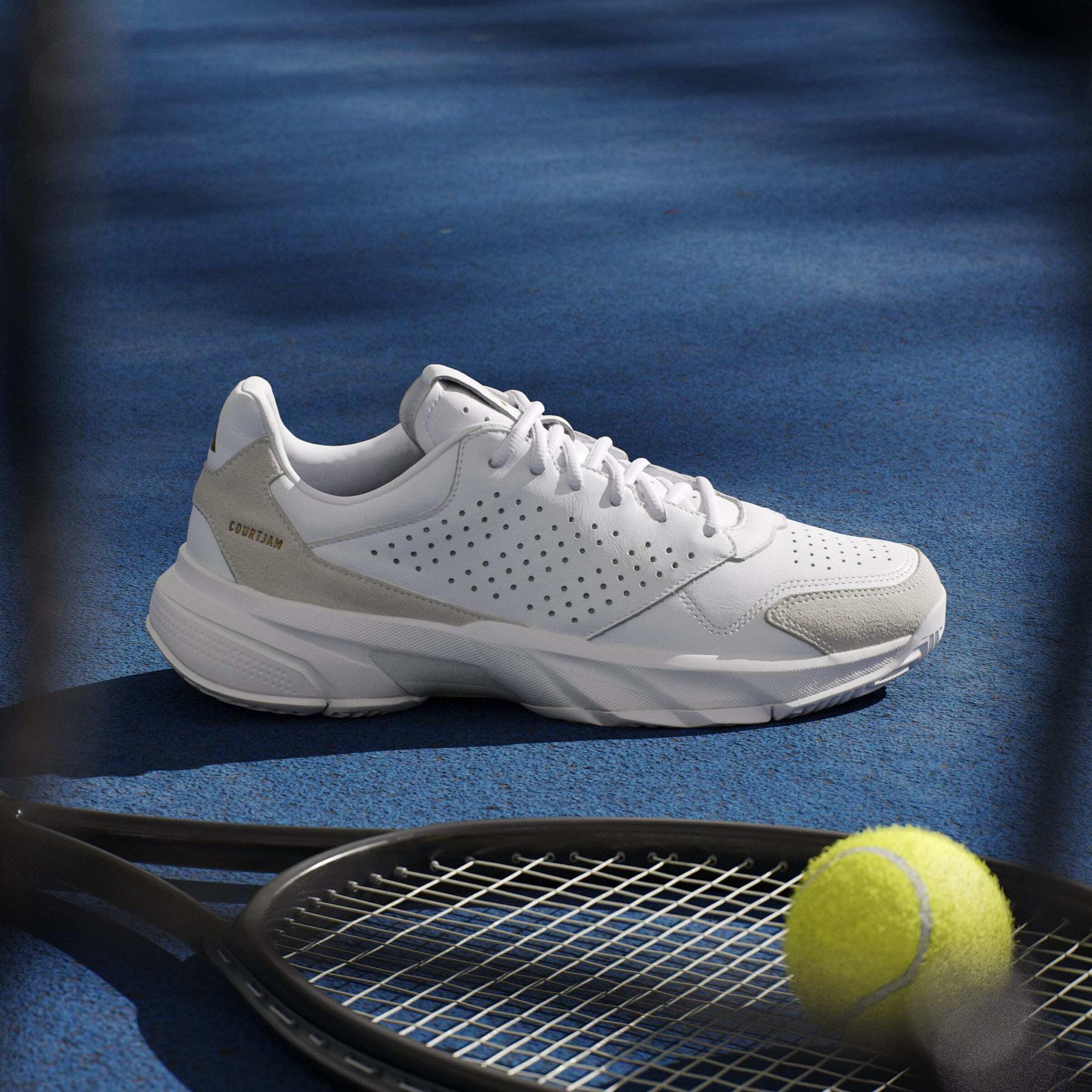 product/a/d/adidas_ji4235_16_footwear_photography_heromrktng_view_3-nw091625.jpg